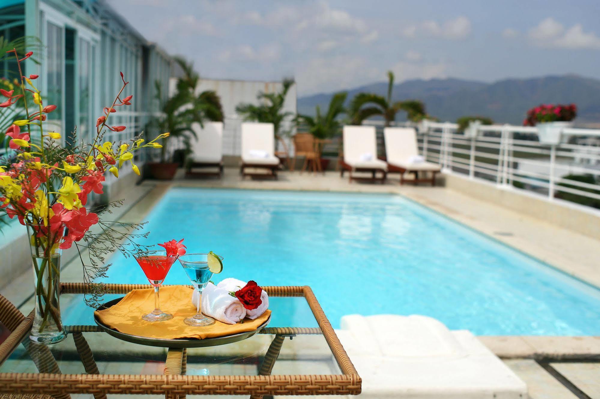 Sunny Hotel Nha Trang Exterior photo